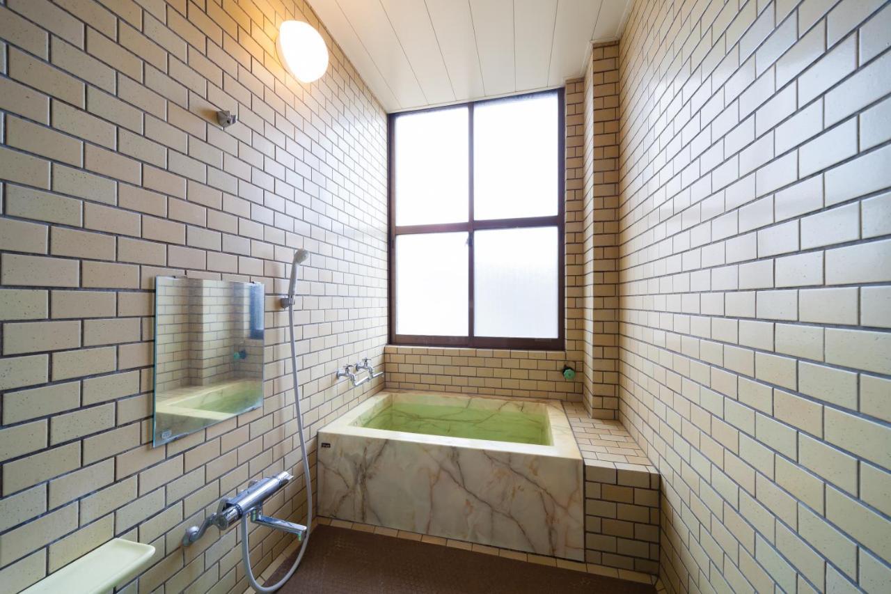 Petit Hotel P-Bow Hakuba Exterior photo